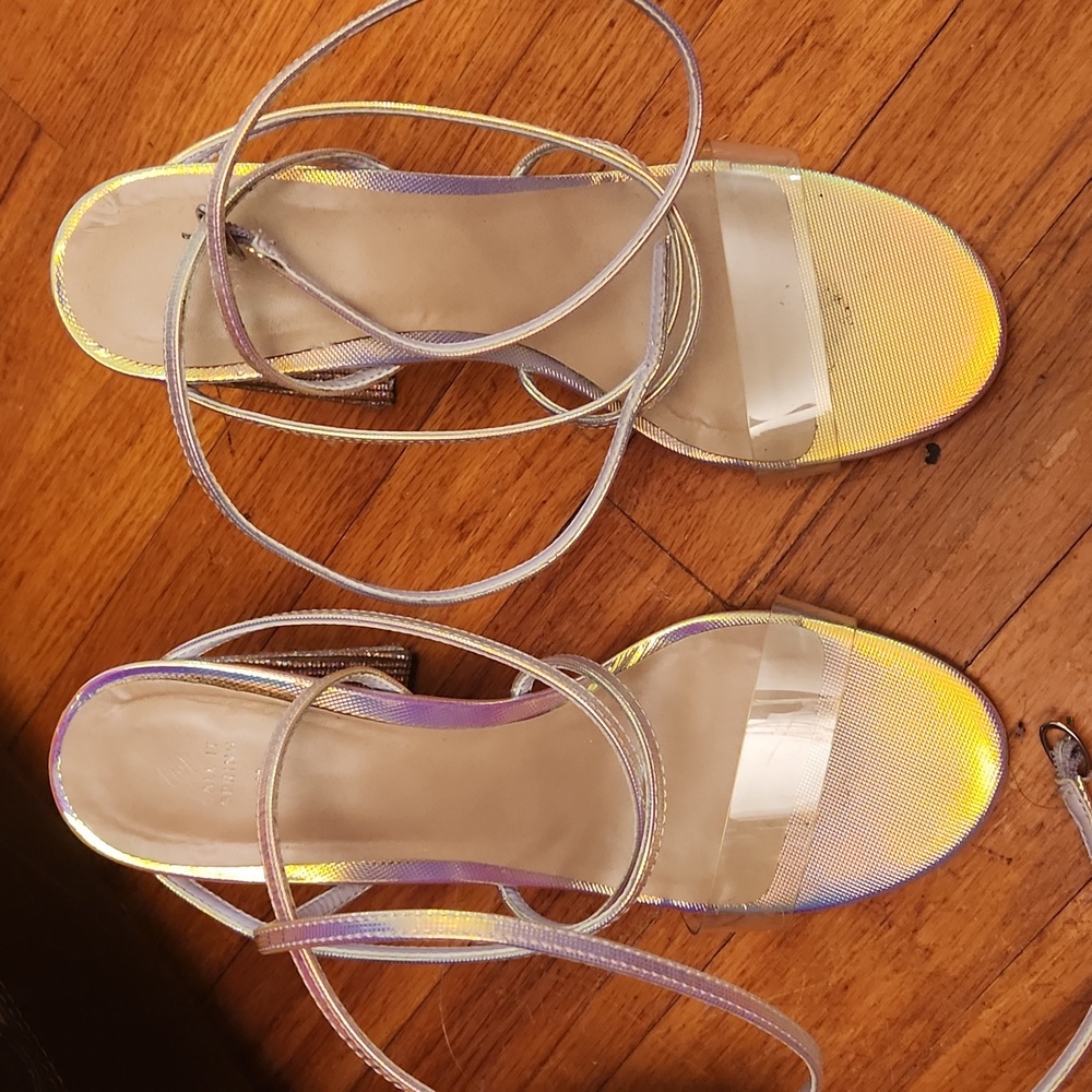 Silver Heels - image 4